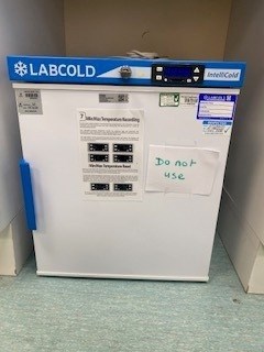 Small countertop Labcold fridge in working order