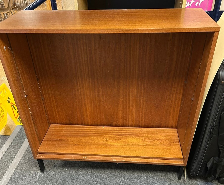 book case, 2 shelves