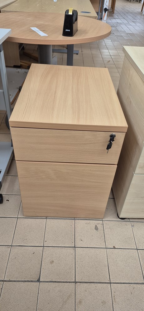 Cabinet - wood effect (with key)