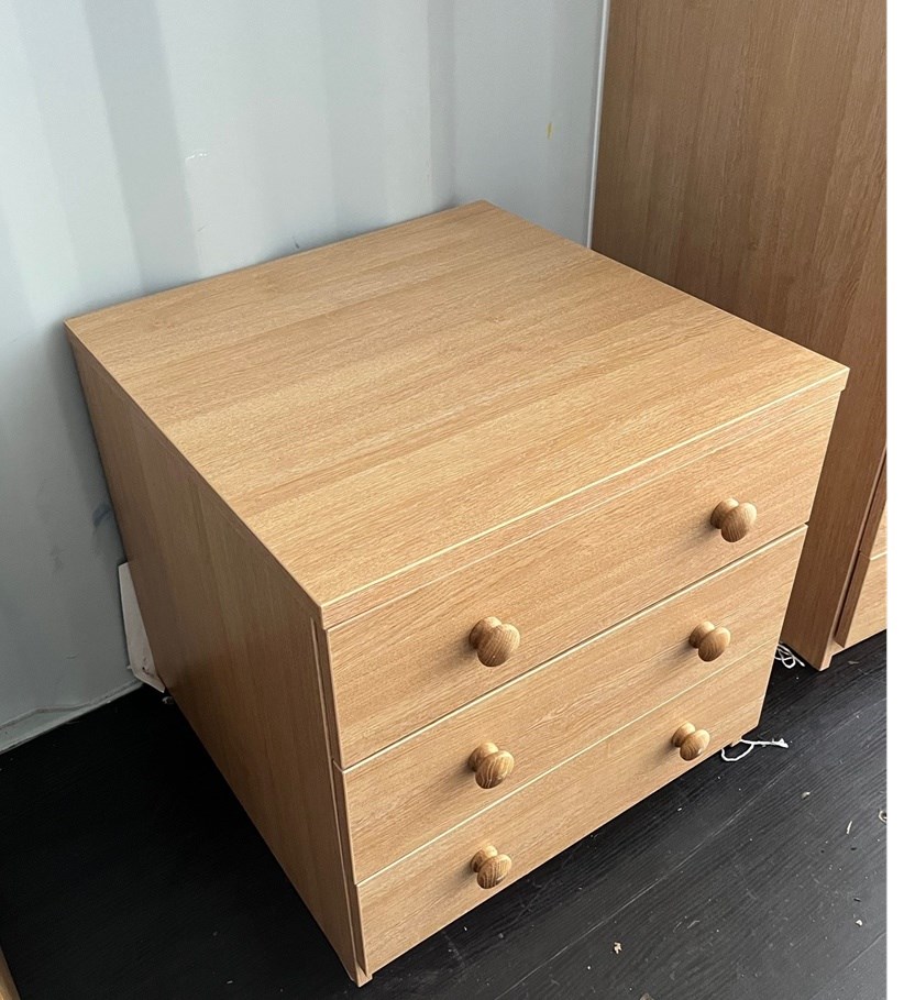 Bedroom Chest of Drawers