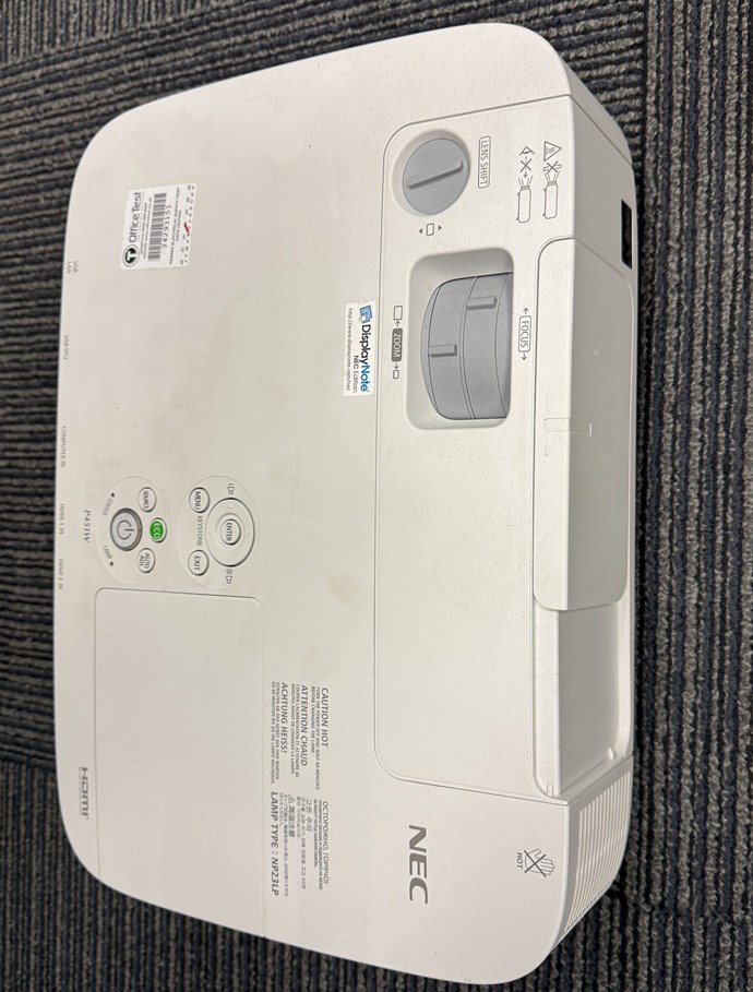NEC P451W LCD projector