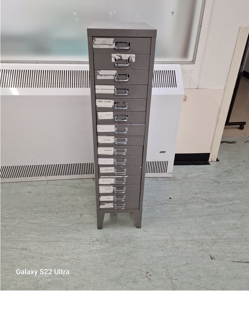 Filing cabinet 