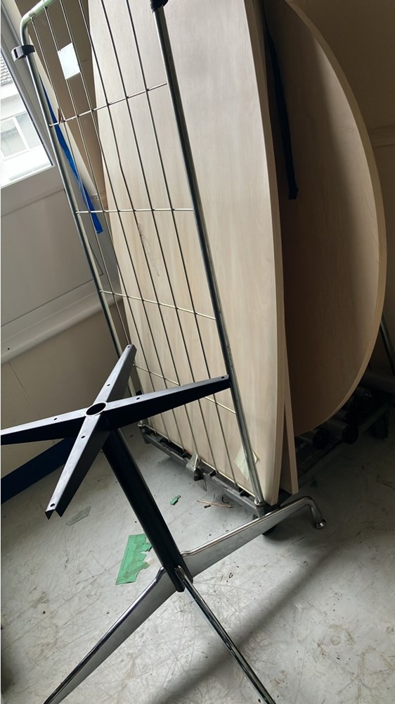 Large round Meeting Table