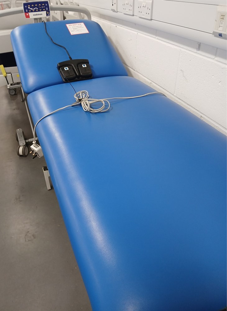 Electric couch - blue