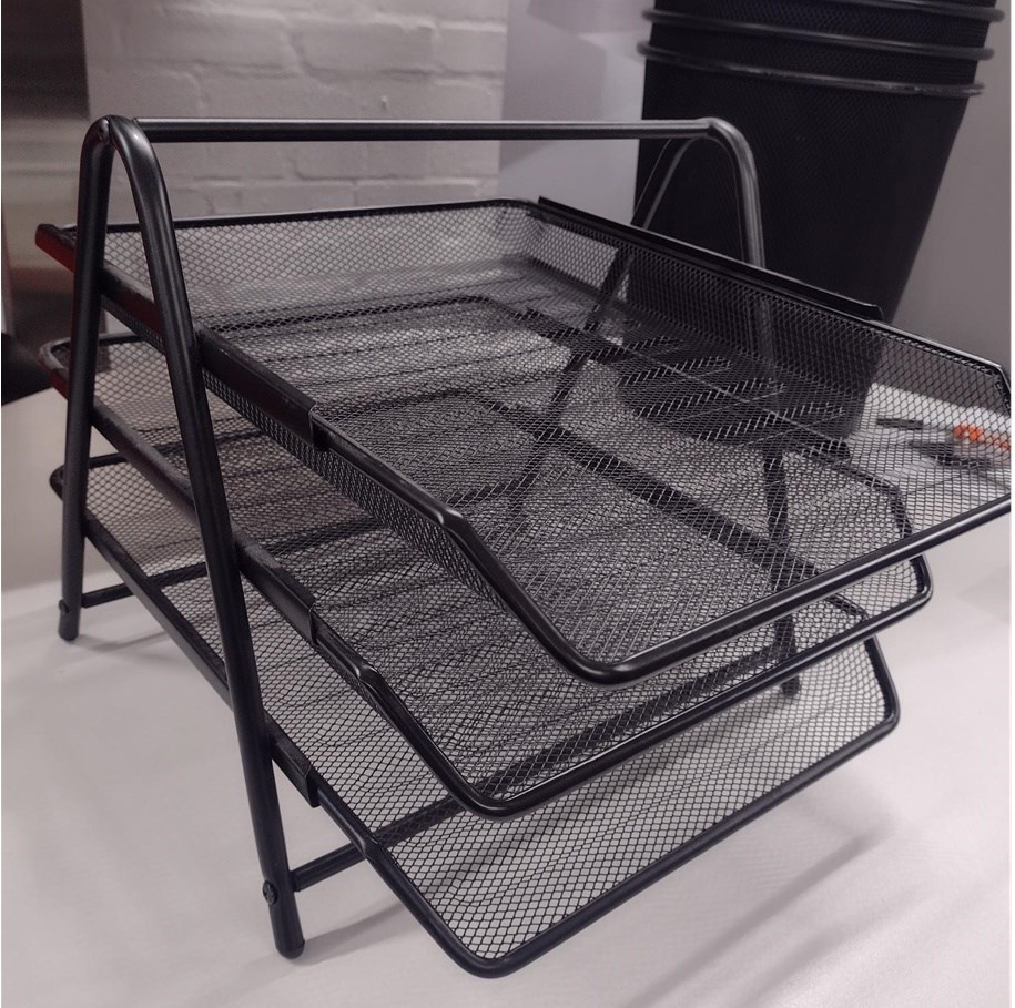 Metal desk organiser