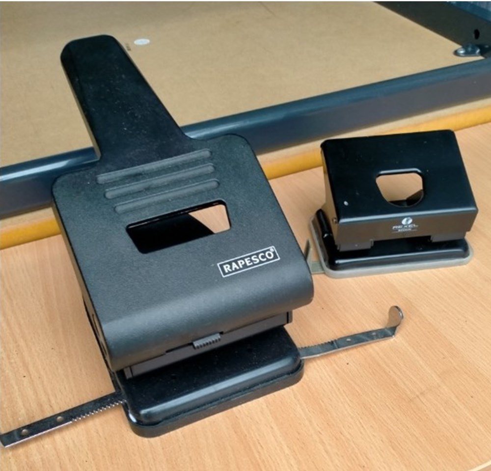 Hole punches 1 large 1x medium