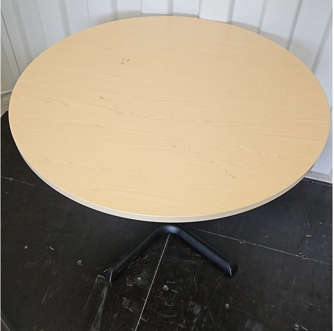 Circular table/ desk