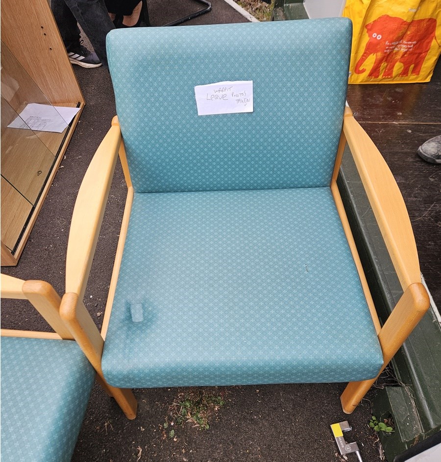 Turquoise patterned patient chair
