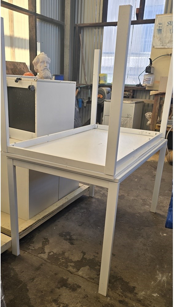 Rectangular table