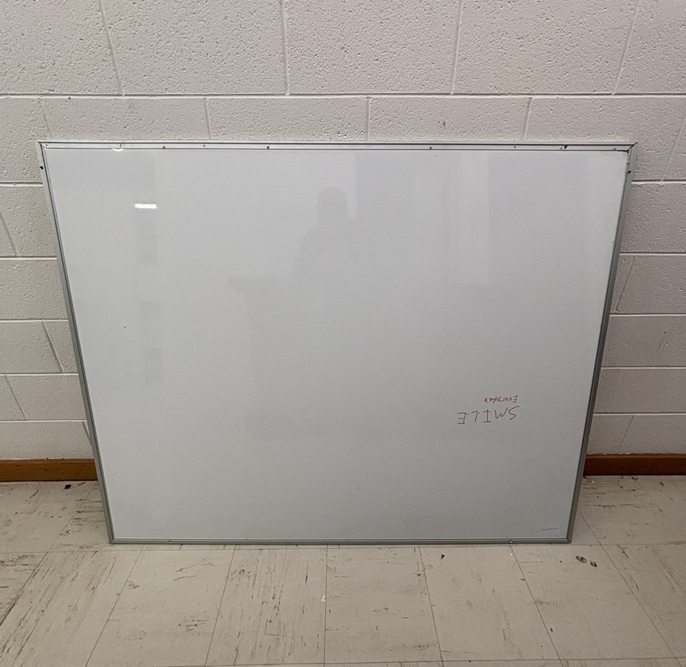Whiteboard - Medium, 152 x 121.5