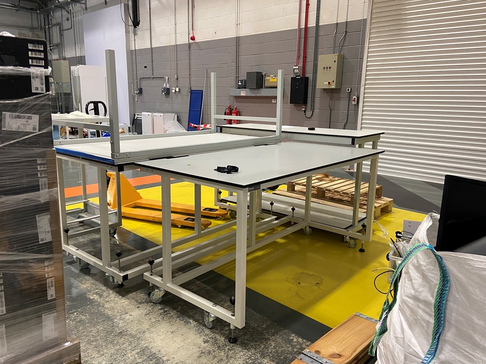 Lab benches