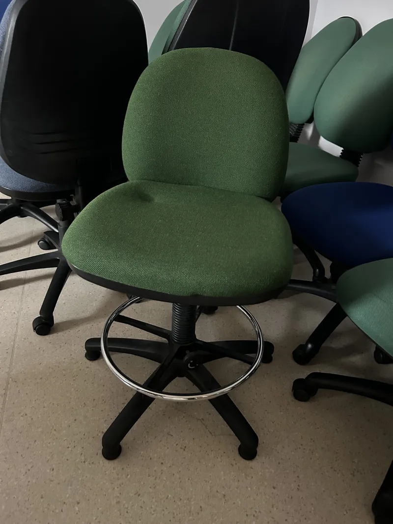 green office chair - no wheels