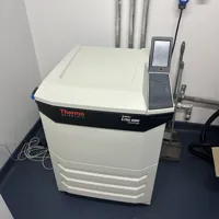 Thermo Scientific Sorvall Lynx 6000 free-standing high-speed centrifuge