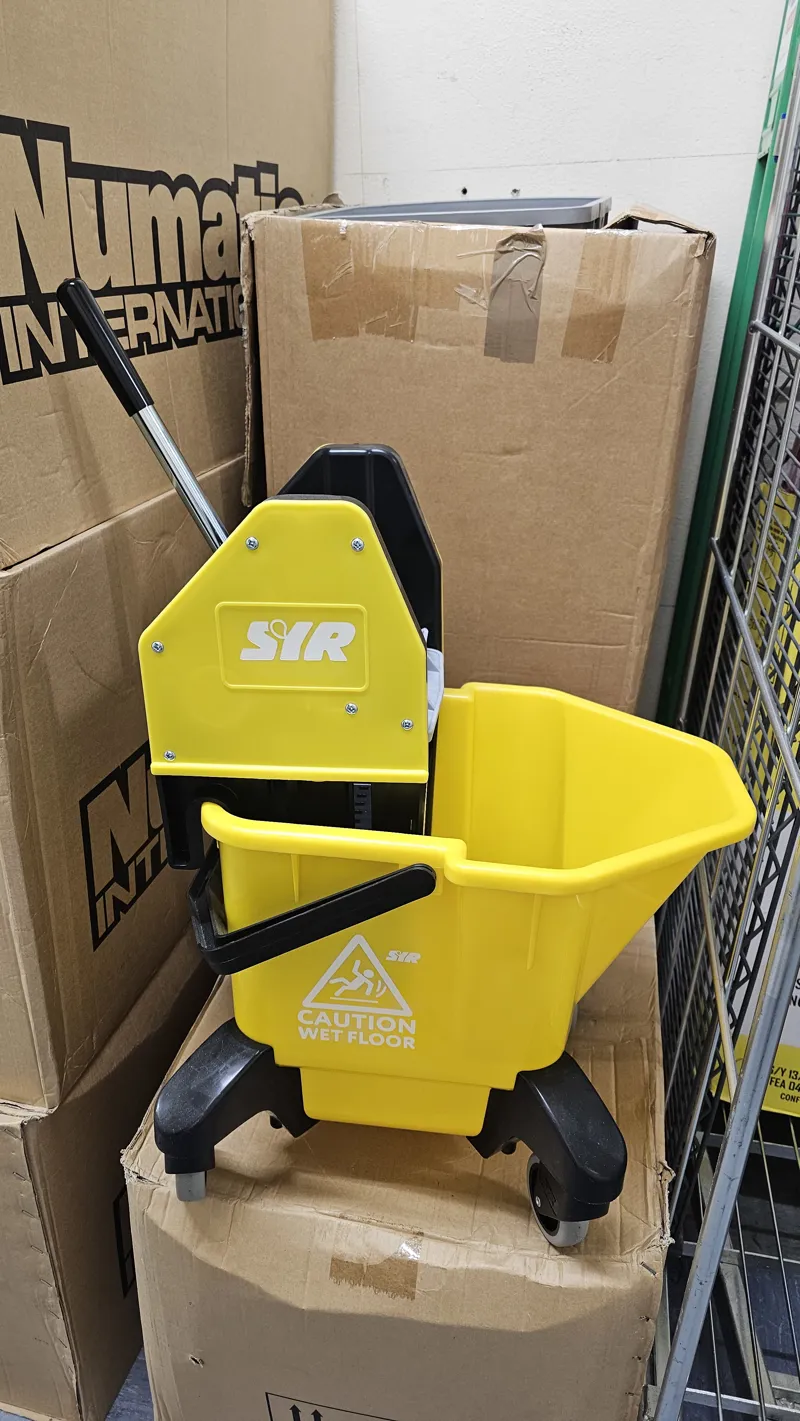 Yellow bucket with wringer