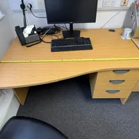 1400 x 1000/800 desk with 3 drawer fixed pedestal