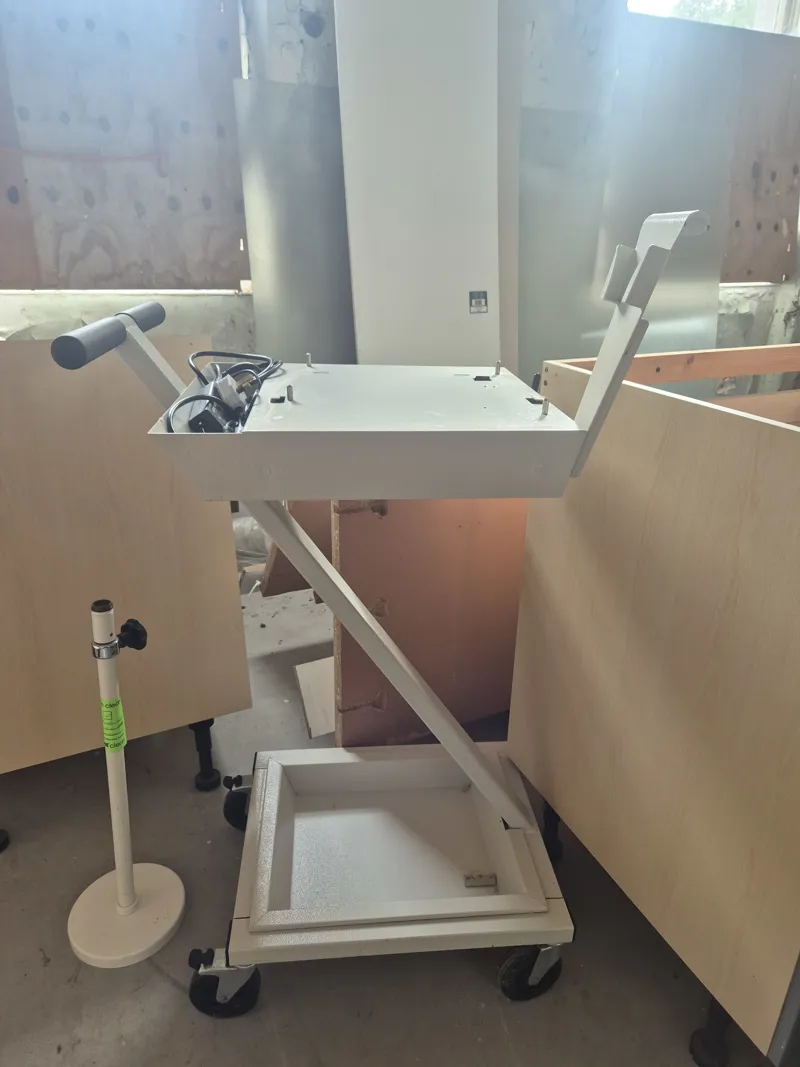 Laboratory Exam/Presentation Desk with Adjustable Height