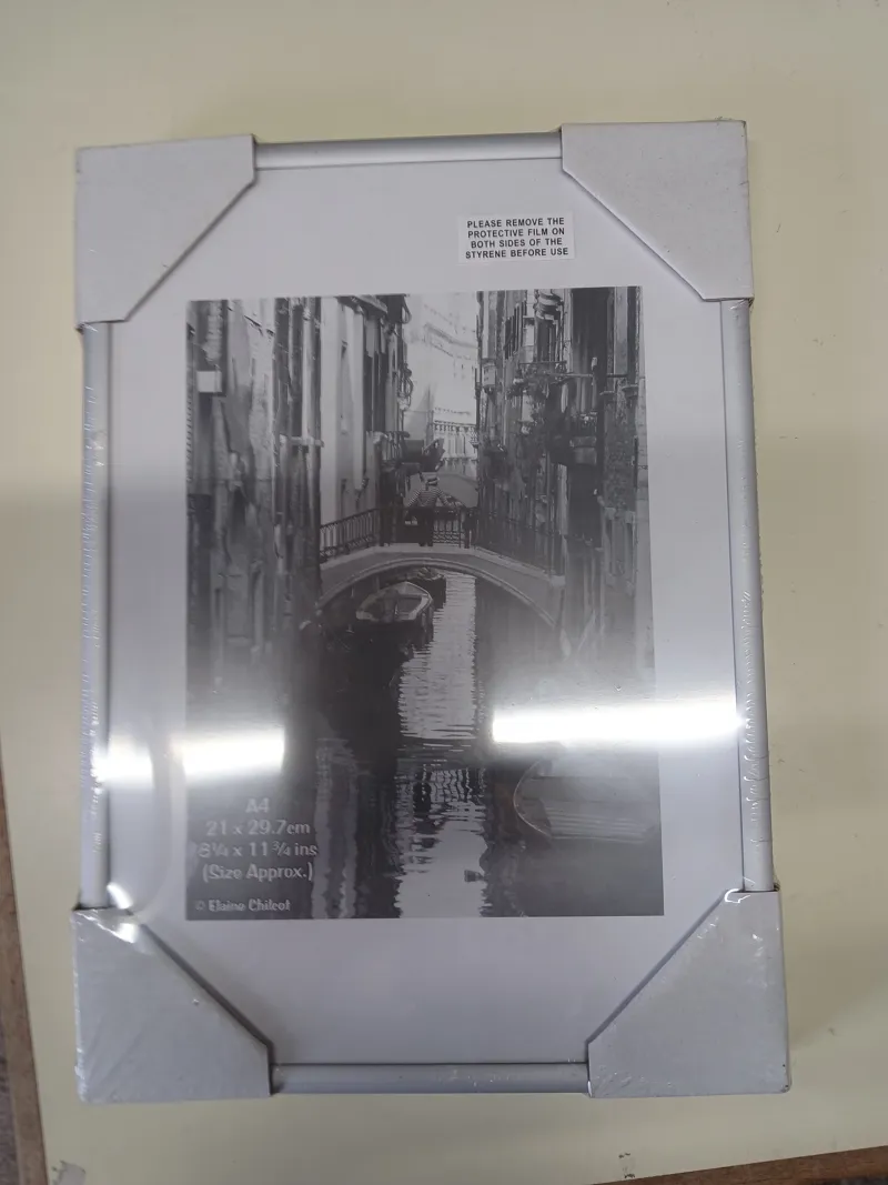 A4 picture frame