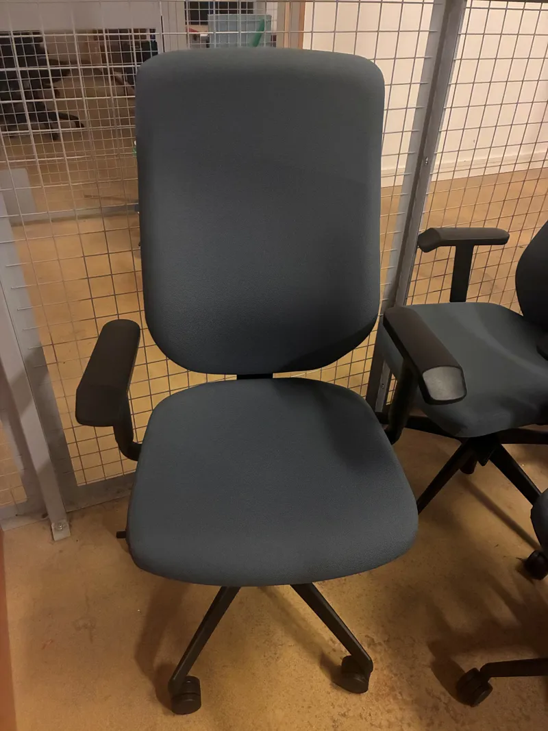 Grey Fabric Office Chair with Arms and Casters