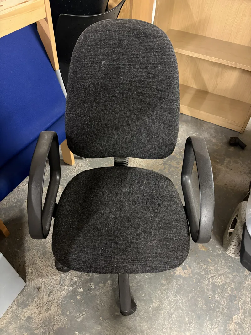 Grey Fabric Office Chair with Black Armrests