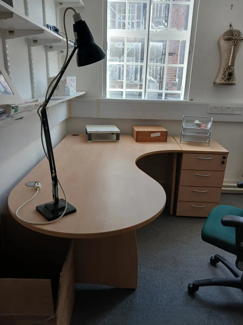 Large corner desk (desk only)