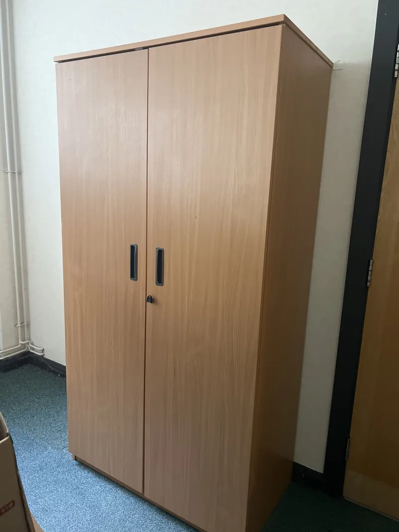 Wooden 2-Door Storage Cupboard/Wardrobe