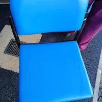 Blue chair with black metal legs - MANDY