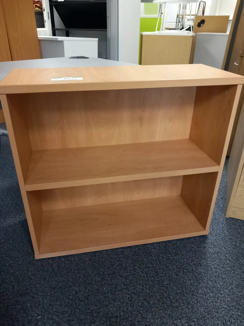 (3O) small shelving unit