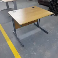 Wooden Top Computer Desk with Metal Frame