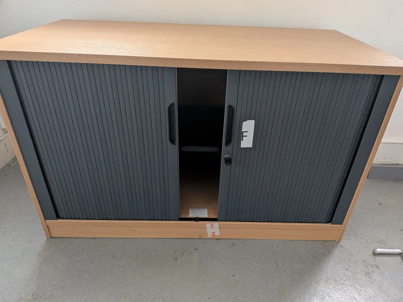 Tambour F - Desk Height