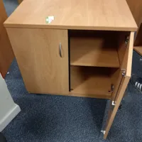 (5C) cupboard