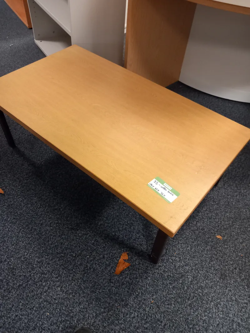 (3S) coffee table