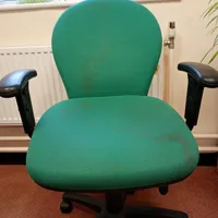 Green Fabric Office Chair with Black Armrests and Base